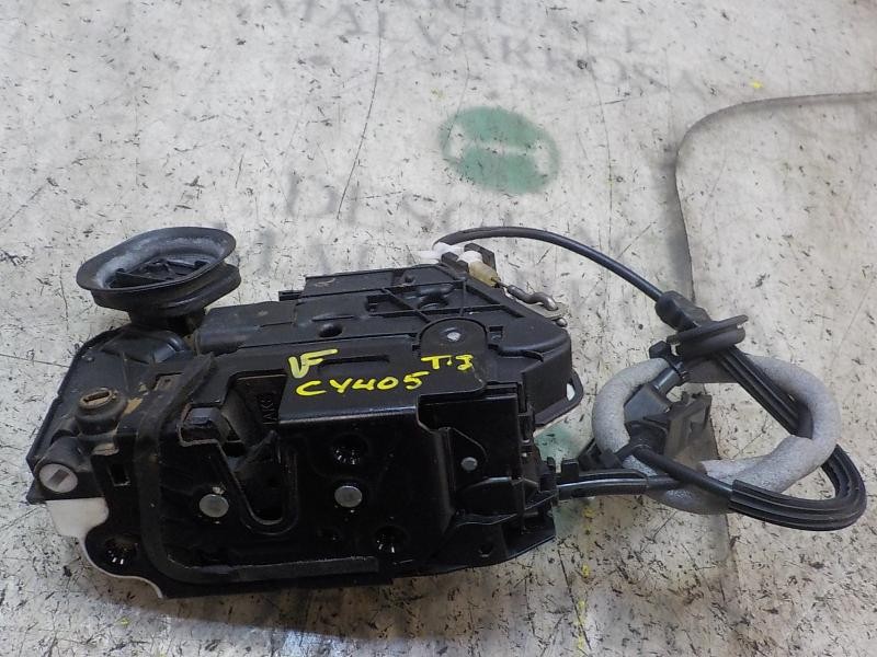 Recambio de cerradura puerta trasera izquierda para volkswagen golf vi (5k1) 2.0 tdi referencia OEM IAM 5K4839015H  