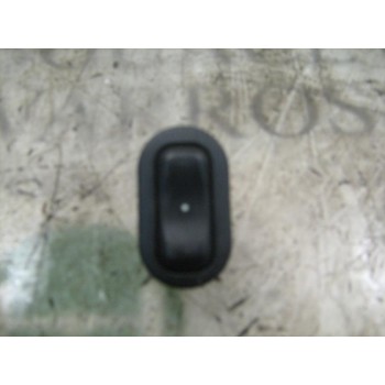 MANDO ELEVALUNAS DELANTERO DERECHO 