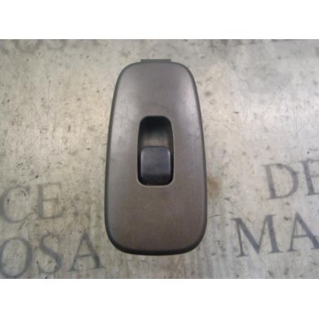 MANDO ELEVALUNAS TRASERO IZQUIERDO 8403053010C0 