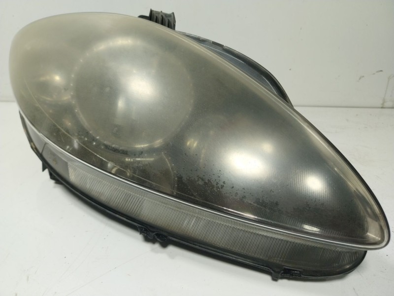 Recambio de faro derecho para seat toledo iii (5p2) 2.0 fsi referencia OEM IAM   