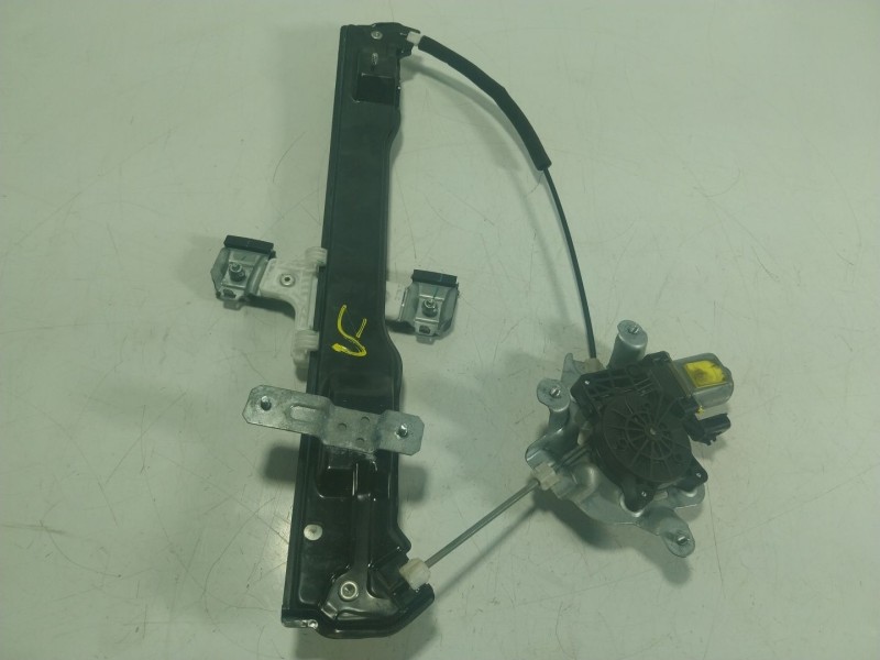 Recambio de elevalunas delantero izquierdo para ssangyong tivoli 1.6 xdi 160 referencia OEM IAM  98810X1010 