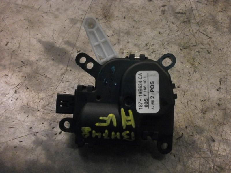 Recambio de motor apertura trampillas climatizador para ford fiesta (cb1) ambiente referencia OEM IAM   