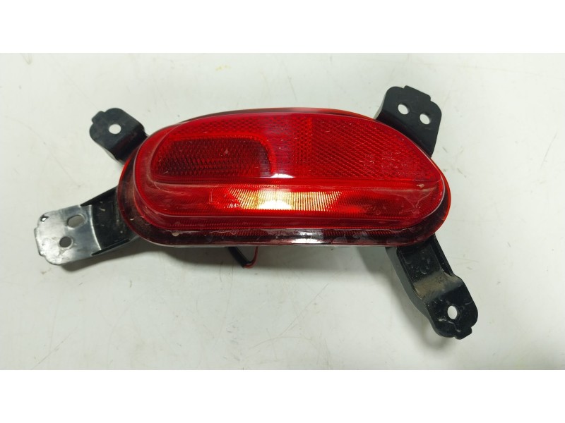 Recambio de piloto trasero antiniebla izquierdo para mg zs suv (azs1) 1.5 vti referencia OEM IAM  10571685 