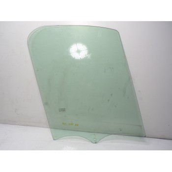 CRISTAL PUERTA DELANTERO DERECHO 803009537R 