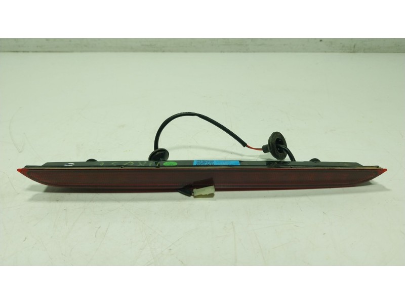 Recambio de piloto trasero central para mg zs suv (azs1) 1.5 vti referencia OEM IAM  10293799 