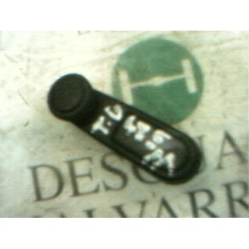 MANETA ELEVALUNAS TRASERA DERECHA 