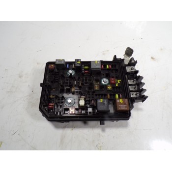 CAJA RELES / FUSIBLES 39119226 39119226 