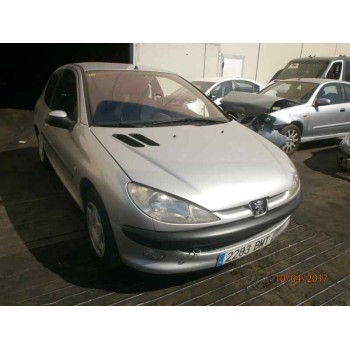 PEUGEOT 206 BERLINA