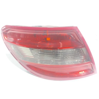 PILOTO TRASERO IZQUIERDO A2049068502 2048202964L 