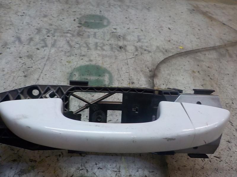 Recambio de maneta exterior delantera izquierda para volkswagen golf vi (5k1) 2.0 tdi referencia OEM IAM 1K8837205EGRU  