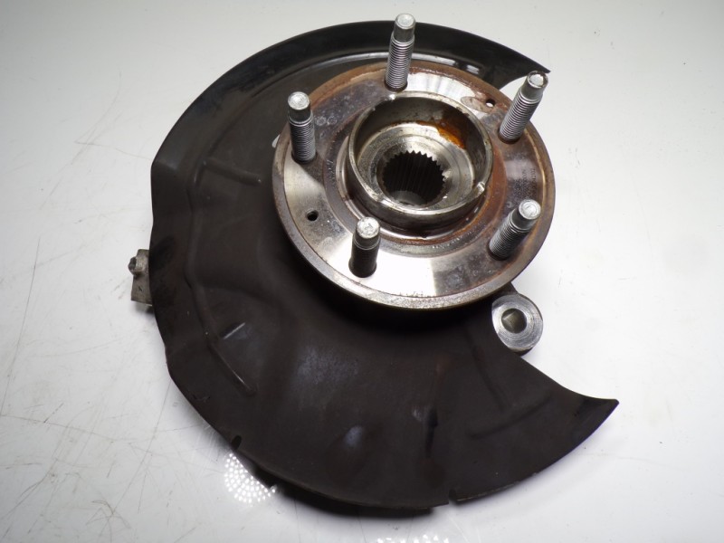 Recambio de mangueta delantera derecha para opel insignia grand sport 1.6 cdti dpf referencia OEM IAM 23384198  13526966