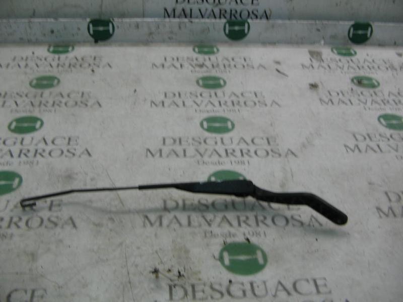 Recambio de brazo limpia delantero derecho para citroën saxo 1.5 diesel cat (vjy. vjz / tud5) referencia OEM IAM   