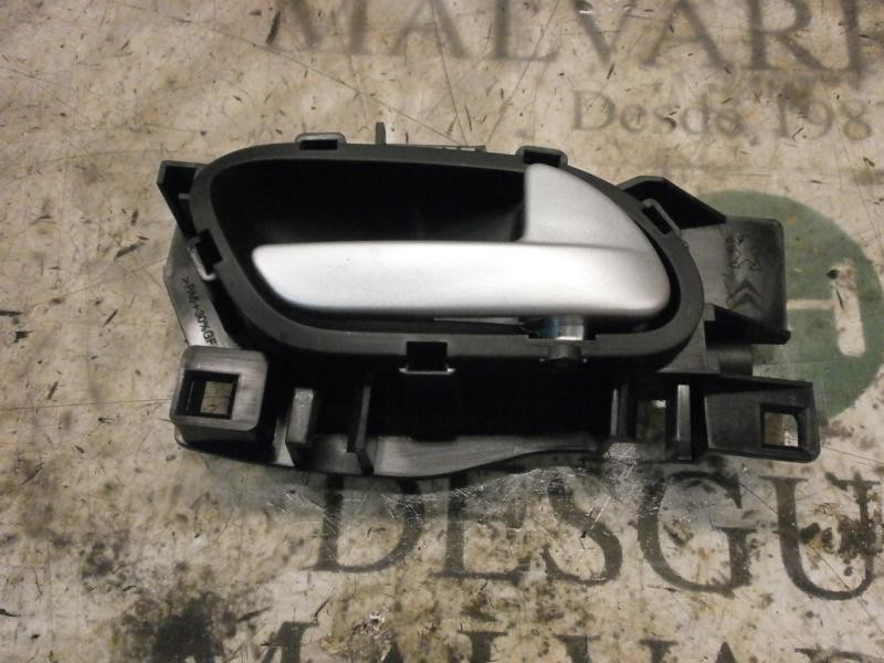Recambio de maneta interior trasera derecha para peugeot 207 1.4 hdi referencia OEM IAM   