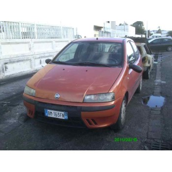 FIAT PUNTO BERLINA (188)