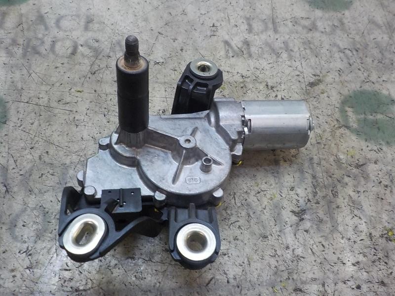 Recambio de motor limpia trasero para volkswagen golf vi (5k1) 2.0 tdi referencia OEM IAM 5K6955711A 0390201826 0390201826