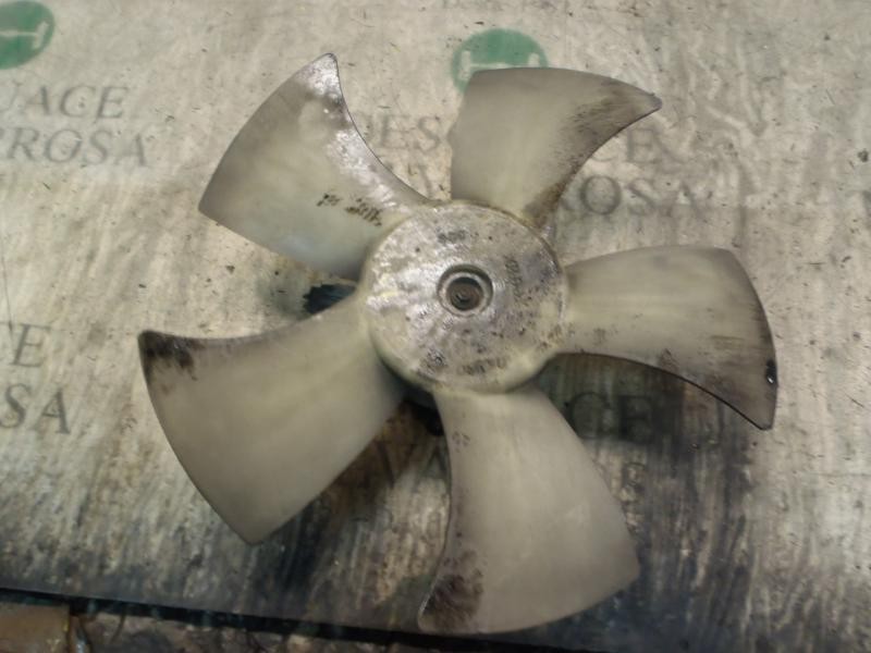 Recambio de electroventilador para lexus is200 (gxe10) 2.0 referencia OEM IAM 1636170070 1636370010 