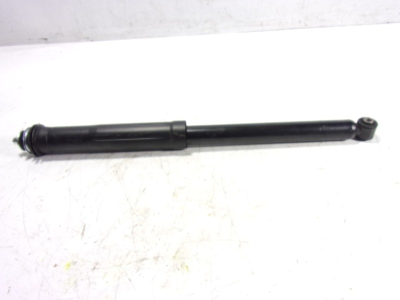 Recambio de amortiguador trasero derecho para toyota aygo 1.0 vvti referencia OEM IAM 485300H070 485300H070 03031000277