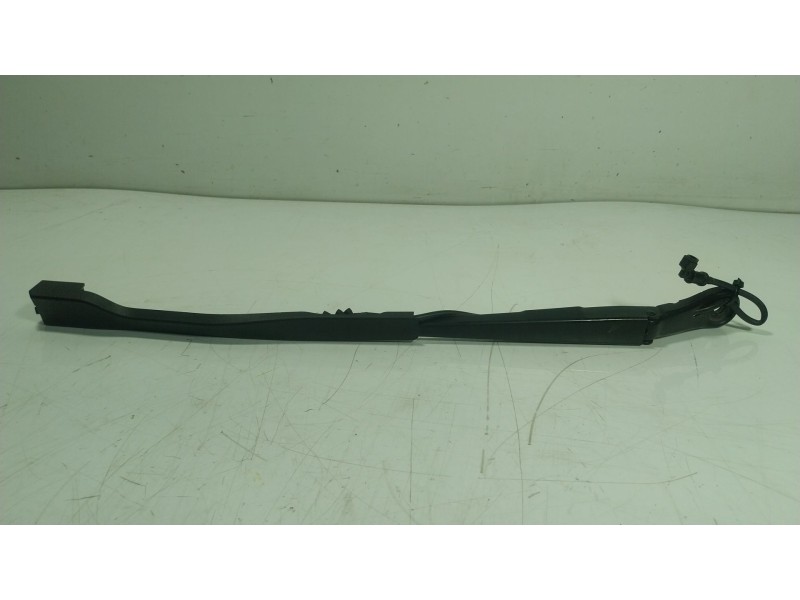 Recambio de brazo limpia delantero derecho para bmw 3 (g20, g80, g28) m 340 i xdrive referencia OEM IAM 61619448920  