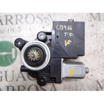 MOTOR ELEVALUNAS TRASERO DERECHO 