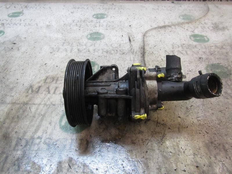 Recambio de bomba agua para ford transit mod. 2000 combi ft 350 2.4 medio referencia OEM IAM   