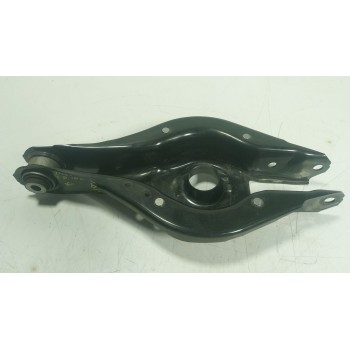 BRAZO SUSPENSION INFERIOR TRASERO DERECHO 33326886448 688644805 
