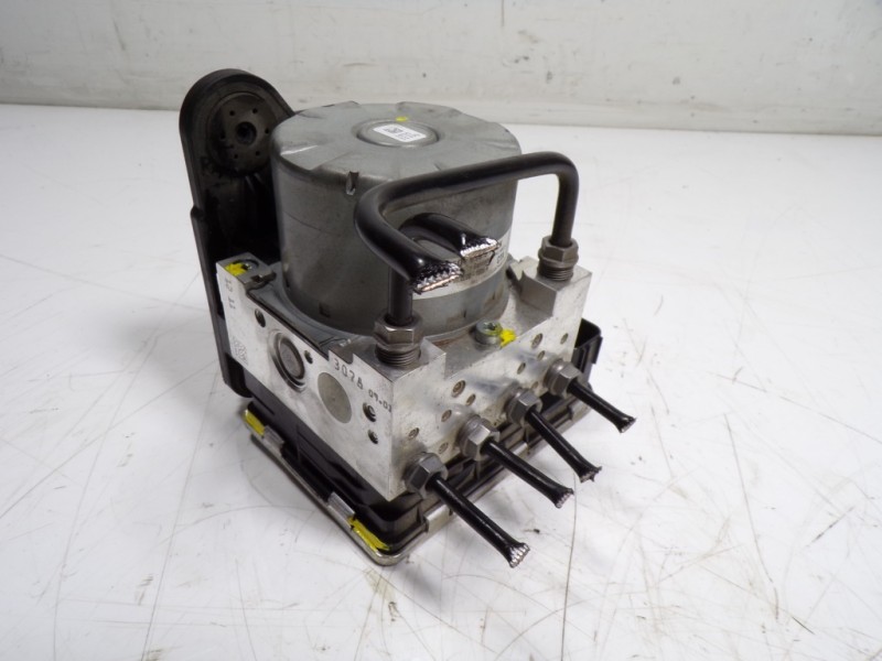 Recambio de abs para seat leon (5f1) style referencia OEM IAM 5Q0614517DKBEF 5Q0614517DK 