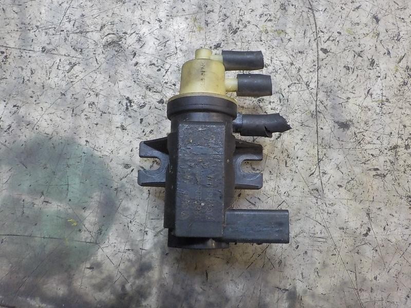 Recambio de valvula aire adicional para volkswagen golf vi (5k1) 2.0 tdi referencia OEM IAM 1K0906627A 1K0406627A 