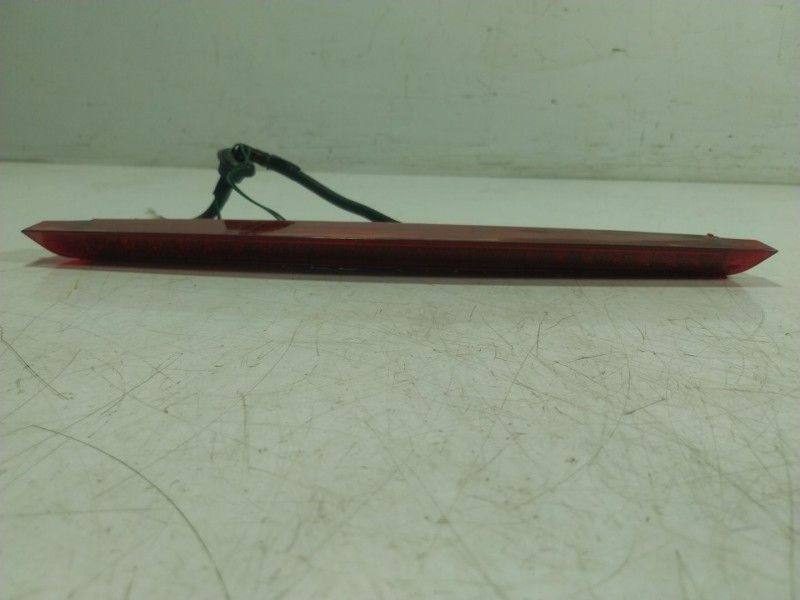 Recambio de piloto trasero central para ssangyong tivoli 1.6 xdi 160 referencia OEM IAM   