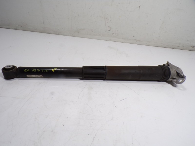 Recambio de amortiguador trasero derecho para seat leon (5f1) style referencia OEM IAM 5Q0513049DD 5Q0512013ES 