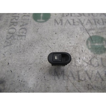 MANDO ELEVALUNAS DELANTERO DERECHO 