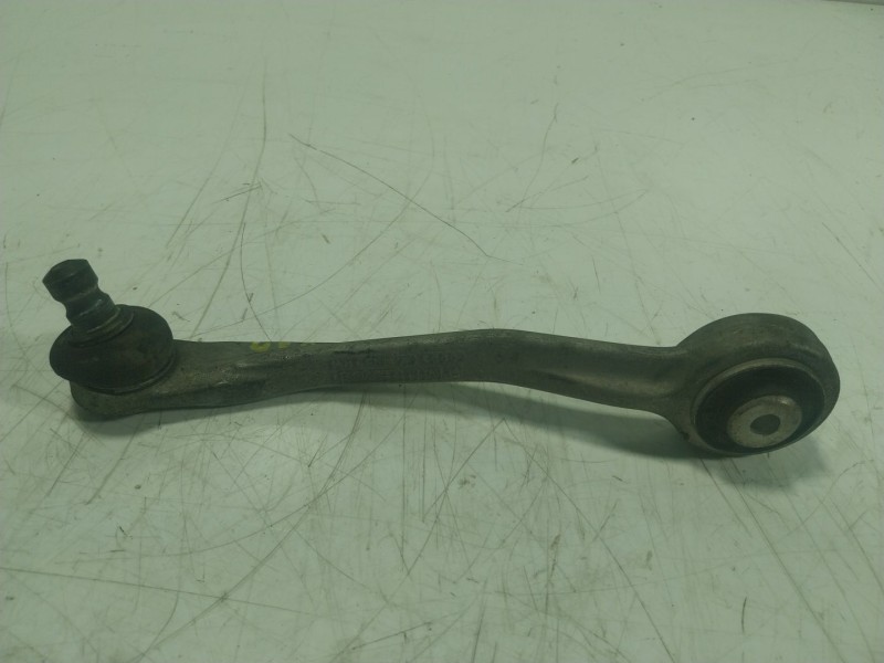 Recambio de brazo suspension superior delantero izquierdo para audi a4 b8 (8k2) 2.0 tdi referencia OEM IAM 8K0407509A  