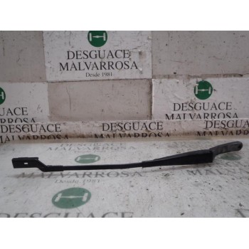 BRAZO LIMPIA DELANTERO DERECHO 