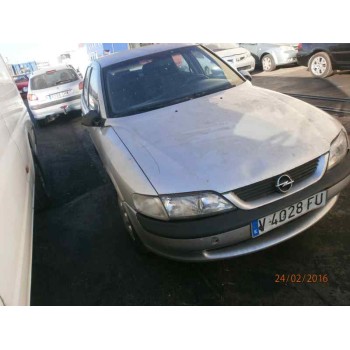 OPEL VECTRA B BERLINA