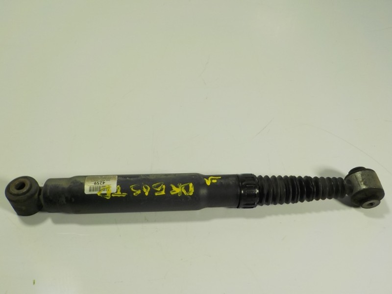 Recambio de amortiguador trasero derecho para peugeot 207 cc 1.6 16v referencia OEM IAM 5206JP  