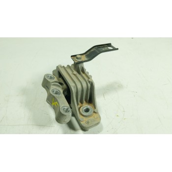 SOPORTE MOTOR DERECHO 10231482 