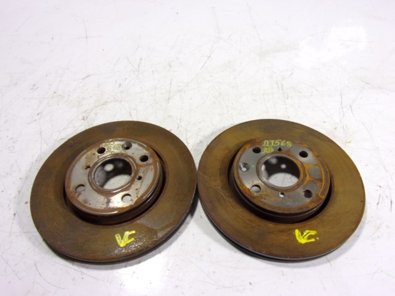 Recambio de disco freno delantero para toyota aygo 1.0 vvti referencia OEM IAM 435120H040  