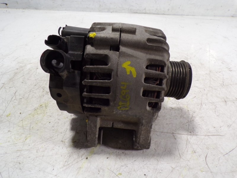 Recambio de alternador para peugeot 108 1.2 12v vti referencia OEM IAM 9670899580 9670899580 2610711B