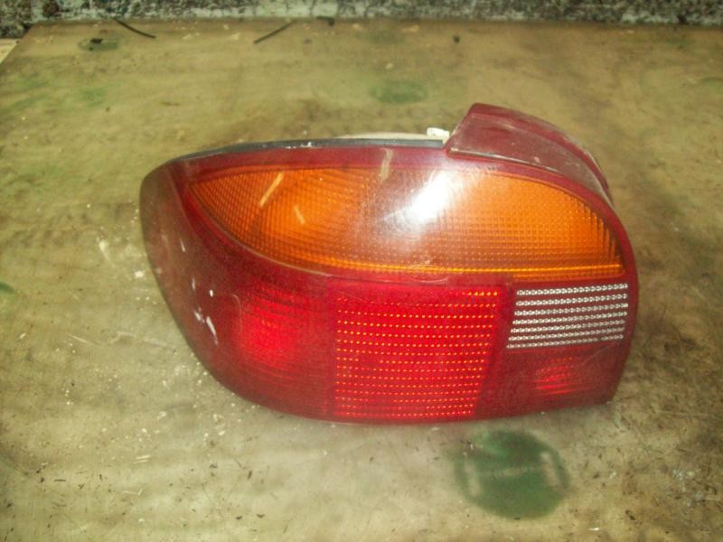 Recambio de piloto trasero izquierdo para ford mondeo berlina/familiar (fd) 1.6 16v cat referencia OEM IAM   