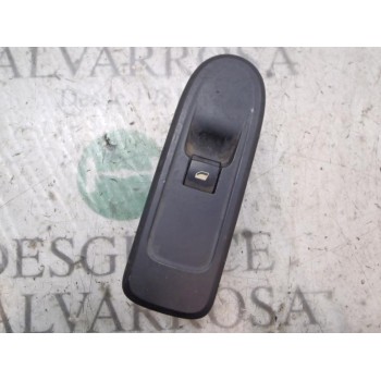 MANDO ELEVALUNAS DELANTERO DERECHO 