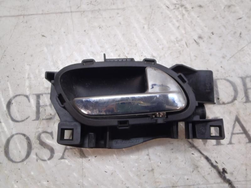 Recambio de maneta interior delantera derecha para peugeot 308 confort referencia OEM IAM   