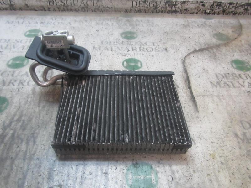 Recambio de evaporador aire acondicionado para bmw x6 (e71) 3.0 turbodiesel cat referencia OEM IAM 64116806555  