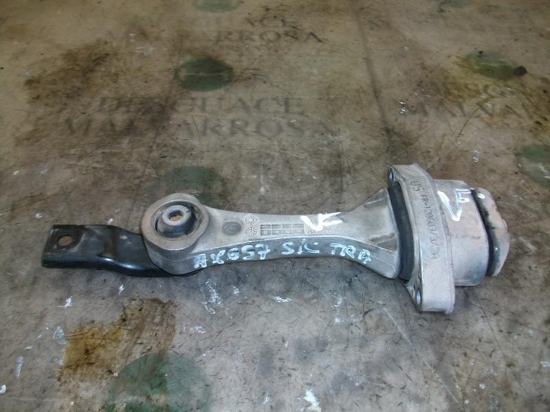 Recambio de soporte cambio para volkswagen golf iv berlina (1j1) gti edicion especial referencia OEM IAM   