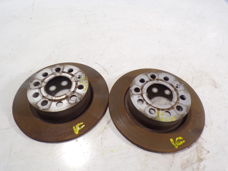 Recambio de disco freno trasero para seat leon (5f1) 1.2 tsi referencia OEM IAM 5Q0615601F  