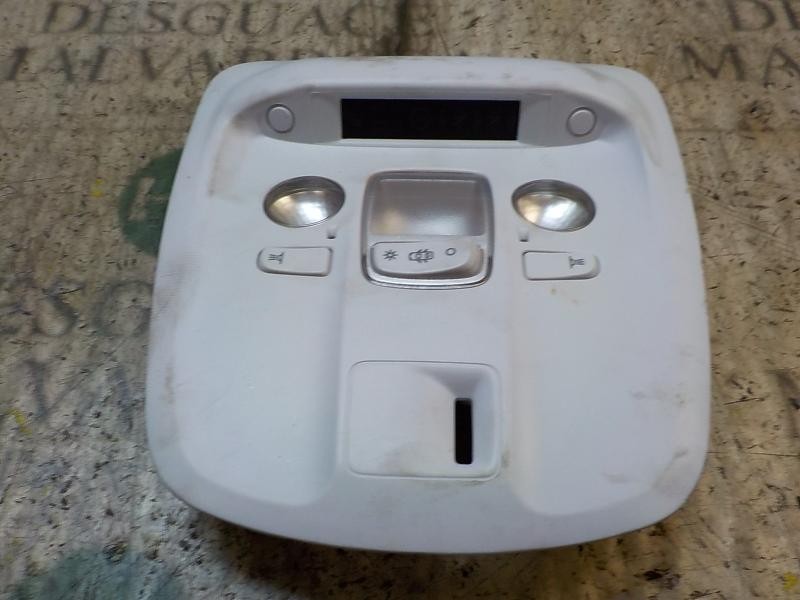 Recambio de piloto interior para peugeot 308 1.6 hdi referencia OEM IAM 96887290PR  