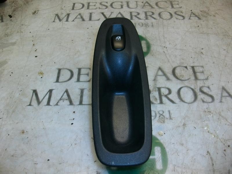 Recambio de mando elevalunas delantero derecho para hyundai accent (lc) crdi gl referencia OEM IAM   