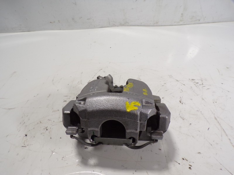 Recambio de pinza freno delantera derecha para toyota proace city 1.2 12v referencia OEM IAM SU001B4132  