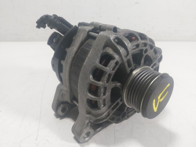 Recambio de alternador para citroën c4 cactus 1.2 thp 110 referencia OEM IAM 9809391880 9809391880 