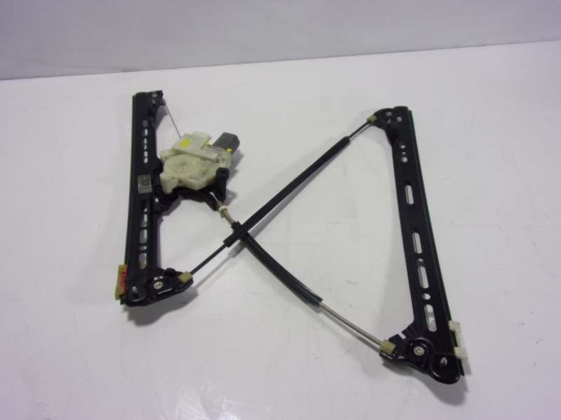 Recambio de elevalunas delantero izquierdo para citroën c4 picasso 1.6 blue-hdi fap referencia OEM IAM 9675924780 9816272580 