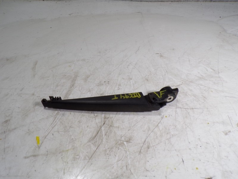 Recambio de brazo limpia trasero para peugeot 108 1.2 12v vti referencia OEM IAM 1612434880  