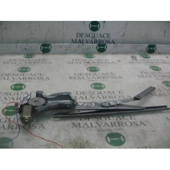 ELEVALUNAS DELANTERO DERECHO 